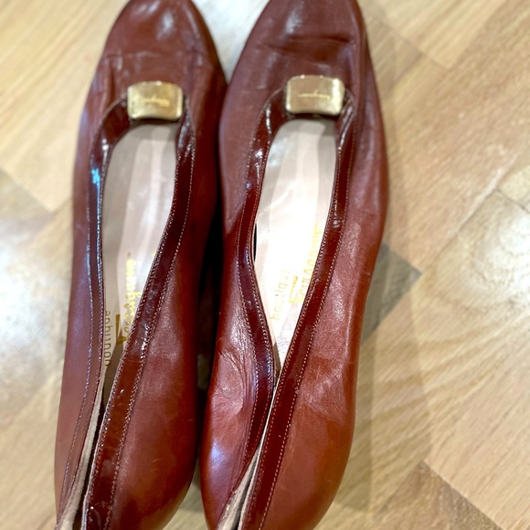 Salvatore Ferragamo size 9 - Picture 8 of 12